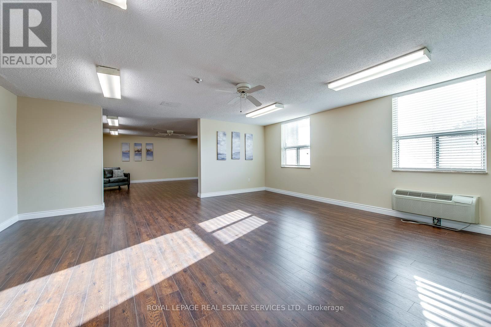 1005 - 966 Inverhouse Drive, Mississauga, Ontario  L5J 4B6 - Photo 38 - W12581440