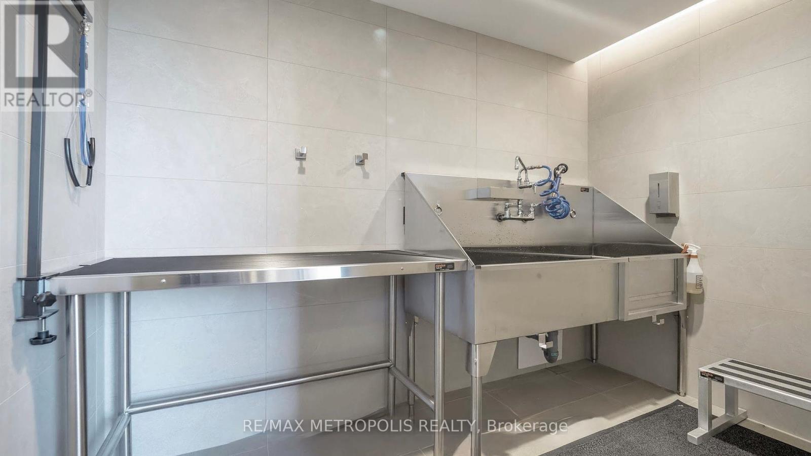 413 - 1415 Dundas Street E, Oakville (Jm Joshua Meadows), Ontario  L6H 7G1 - Photo 37 - W12607458