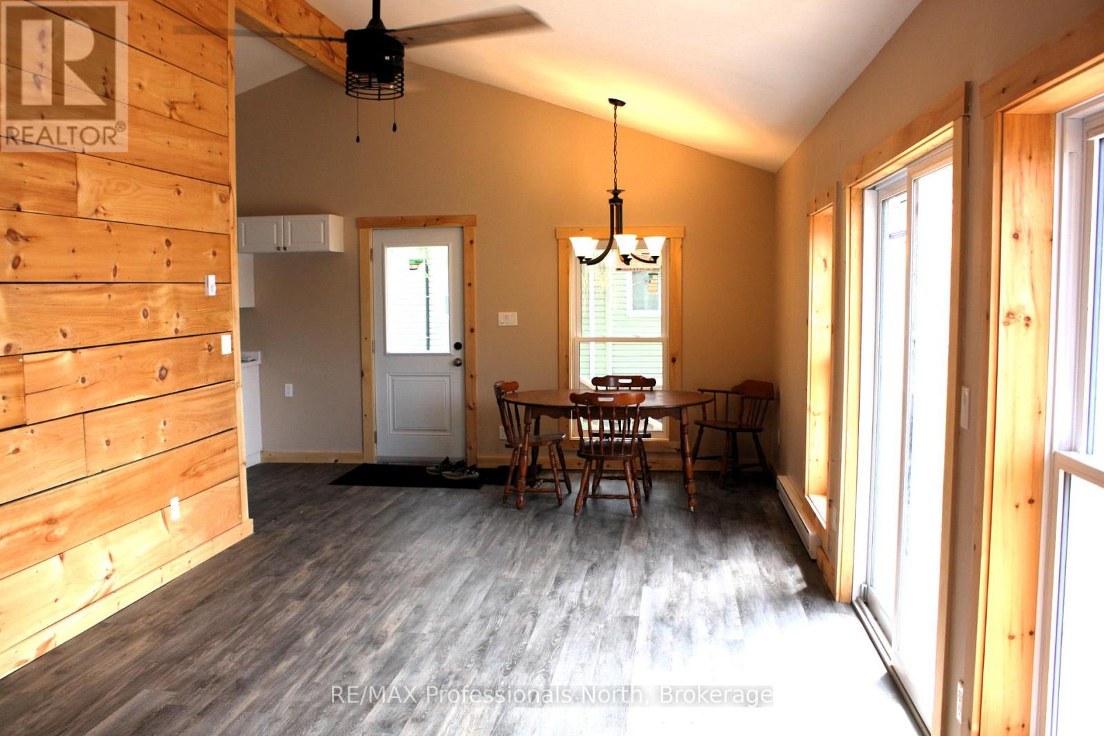 53 Long Island, Otonabee-South Monaghan, Ontario  K0L 1B0 - Photo 11 - X12440815