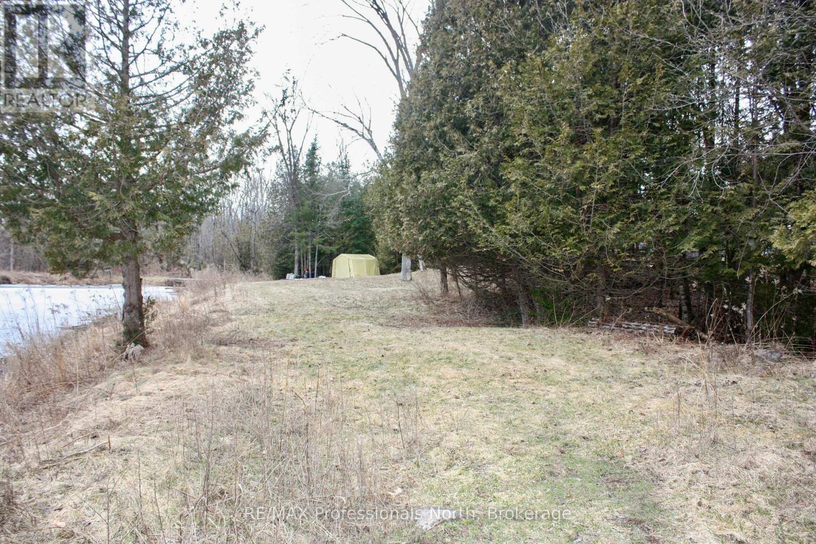 810 4th Line, Douro-Dummer, Ontario  K0L 3E0 - Photo 10 - X12440982