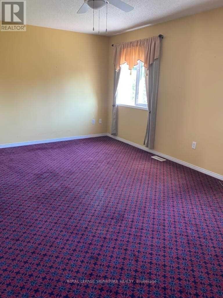 Upper - 2419 Bankside Drive, Mississauga, Ontario  L5M 6E6 - Photo 13 - W12626832