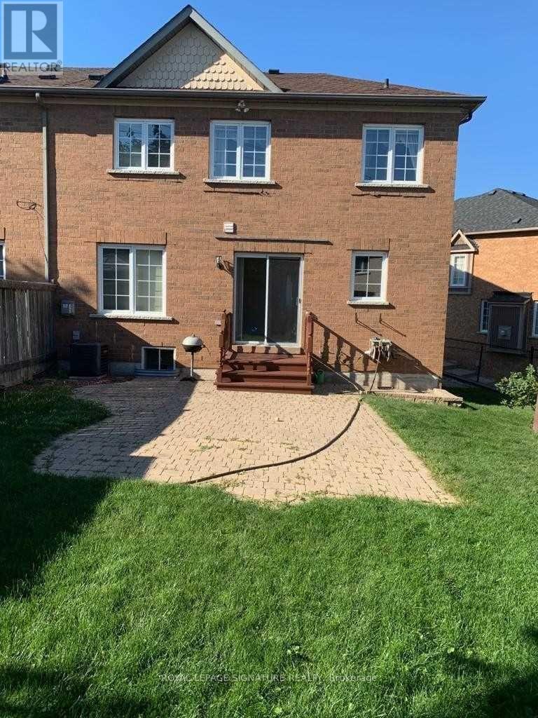 Upper - 2419 Bankside Drive, Mississauga, Ontario  L5M 6E6 - Photo 20 - W12626832