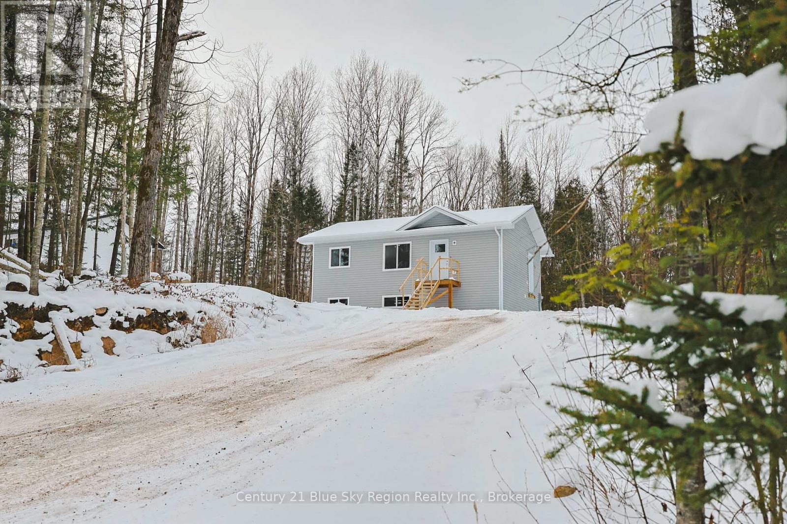 113 Riverside Drive, Bonfield, Ontario P0H 1E0 - Photo 1 - X12627938