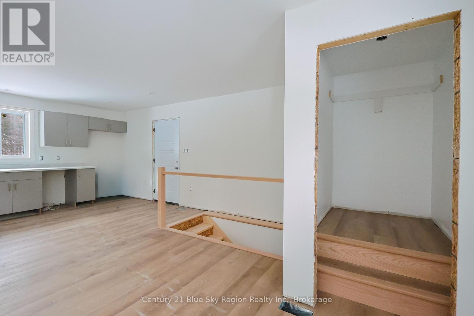 113 Riverside Drive, Bonfield, Ontario P0H 1E0 - Photo 10 - X12627938