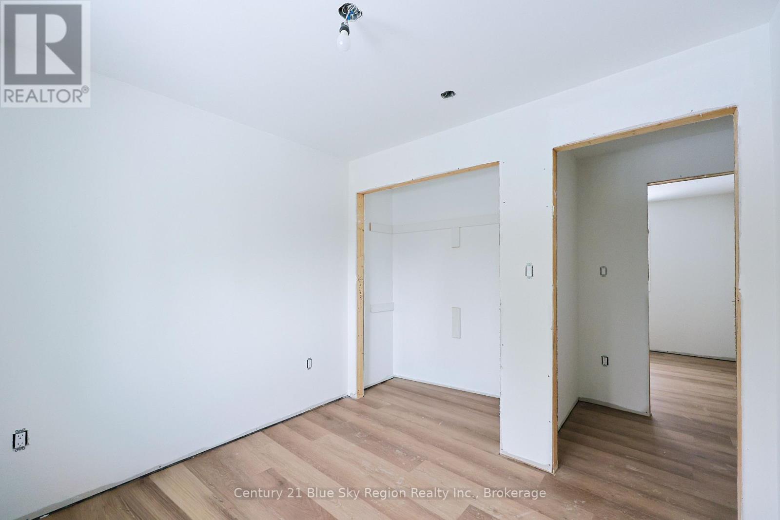 113 Riverside Drive, Bonfield, Ontario P0H 1E0 - Photo 9 - X12627938