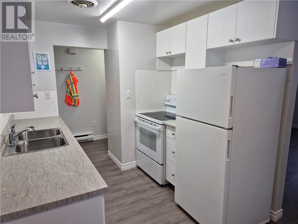 1097 Martindale Road, Sudbury, Ontario  P3E 4J3 - Photo 3 - 2125891