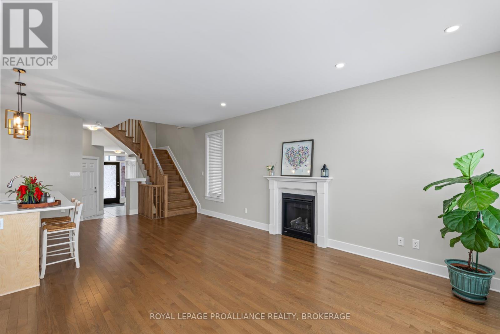 1114 Barrow Avenue, Kingston, Ontario  K7M 0G5 - Photo 11 - X12628036