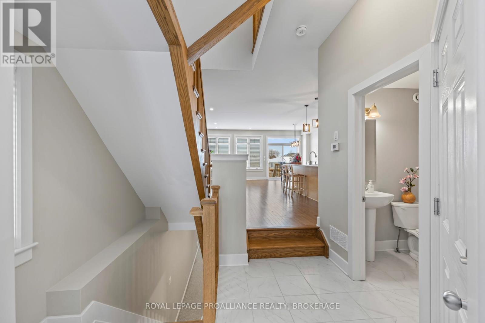 1114 Barrow Avenue, Kingston, Ontario  K7M 0G5 - Photo 12 - X12628036