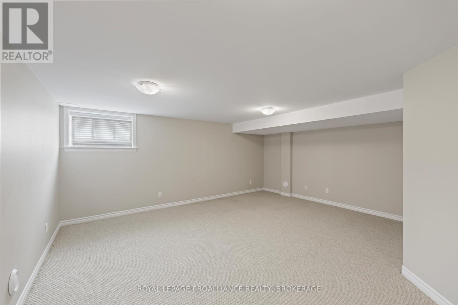 1114 Barrow Avenue, Kingston, Ontario  K7M 0G5 - Photo 32 - X12628036