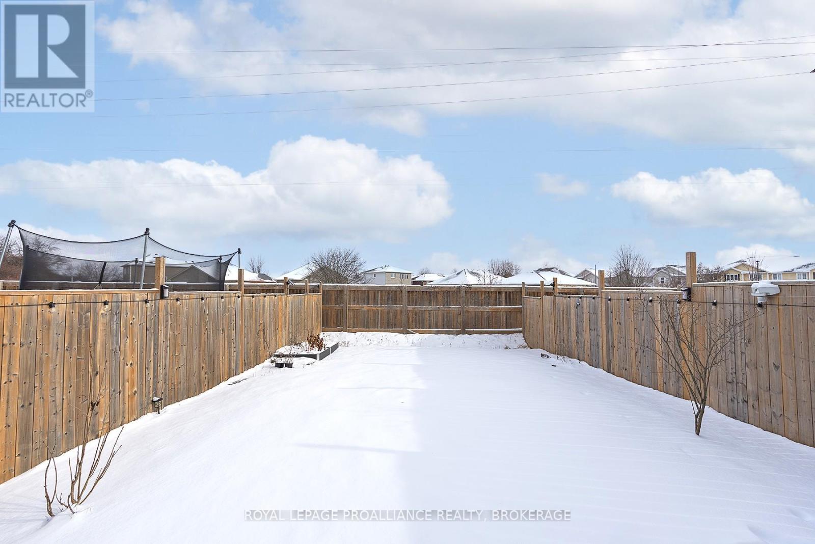 1114 Barrow Avenue, Kingston, Ontario  K7M 0G5 - Photo 38 - X12628036