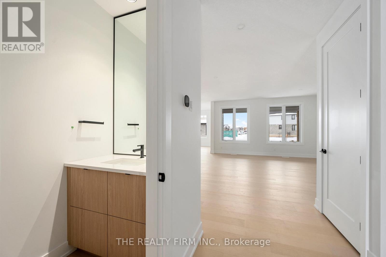 2603 Buroak Drive, London North, Ontario  N6G 3W1 - Photo 6 - X12628110