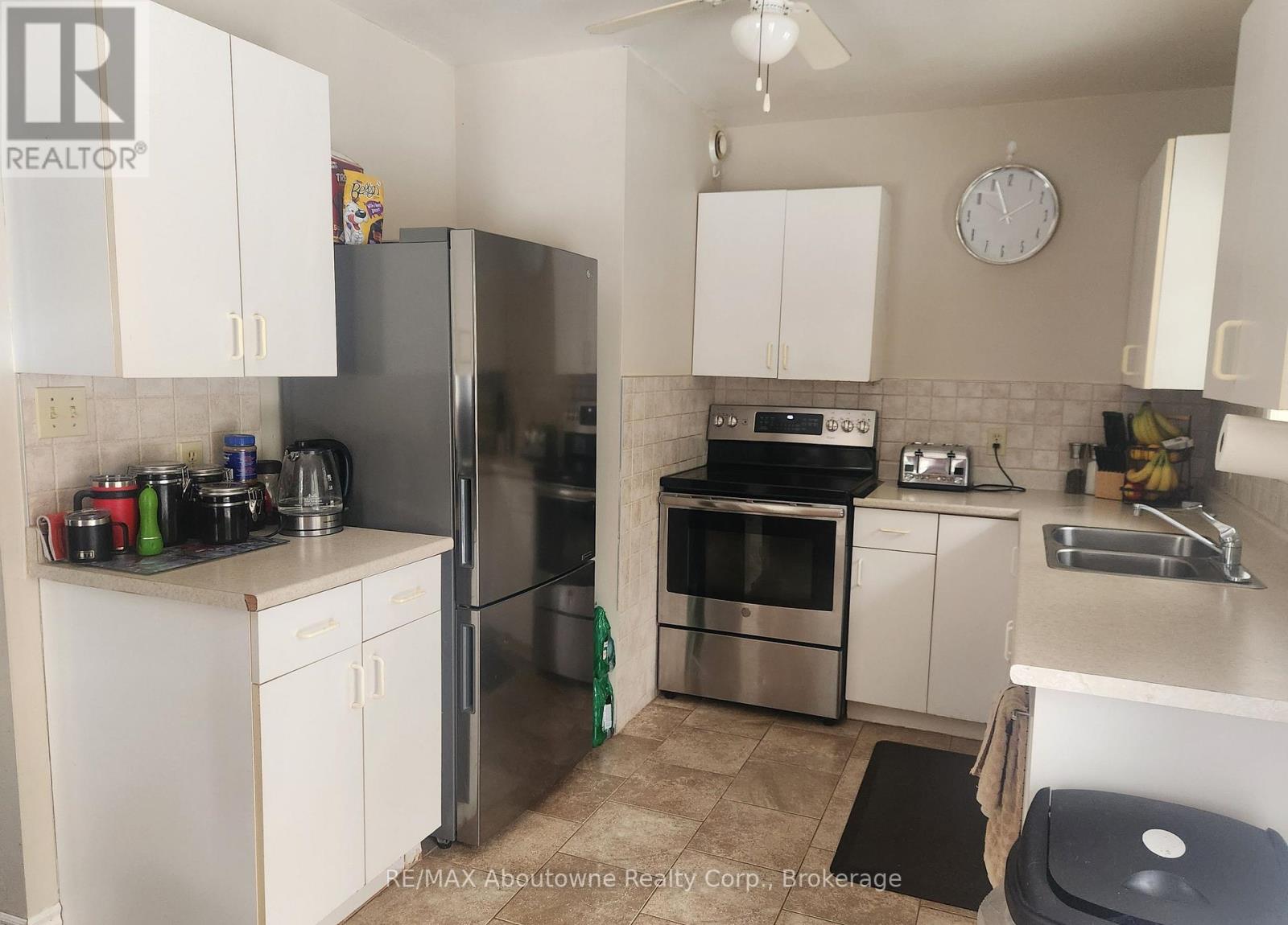 914 Skootamatta Lake Road, Frontenac, Ontario  K0H 1K0 - Photo 5 - X12497500