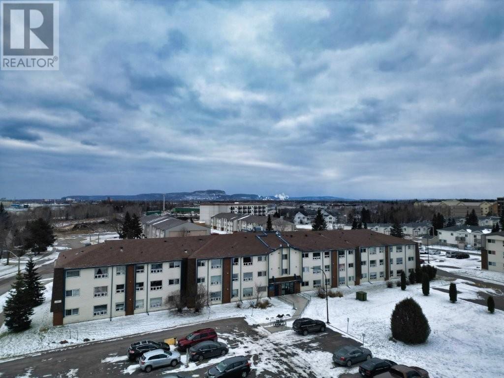 307 630 Sherrington Drive, Thunder Bay, Ontario P7B 6A3 - Photo 4 - TB253588