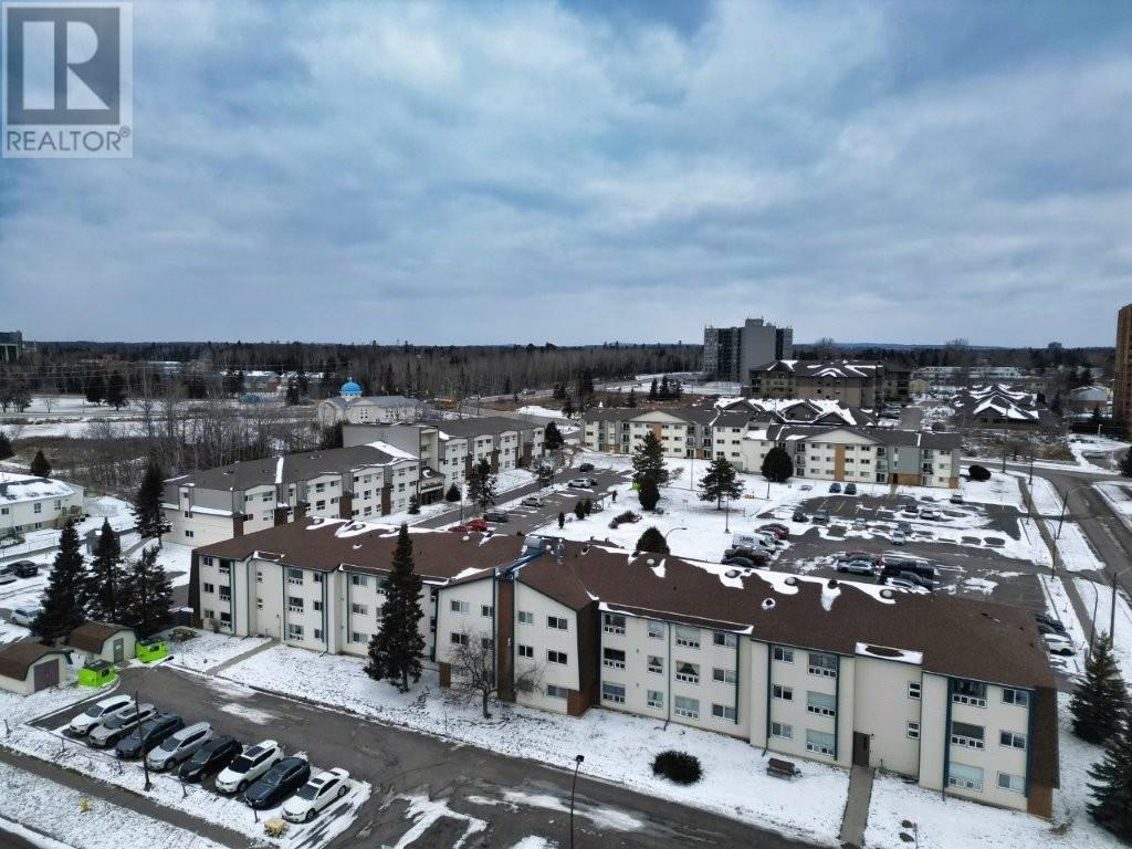 307 630 Sherrington Drive, Thunder Bay, Ontario P7B 6A3 - Photo 6 - TB253588