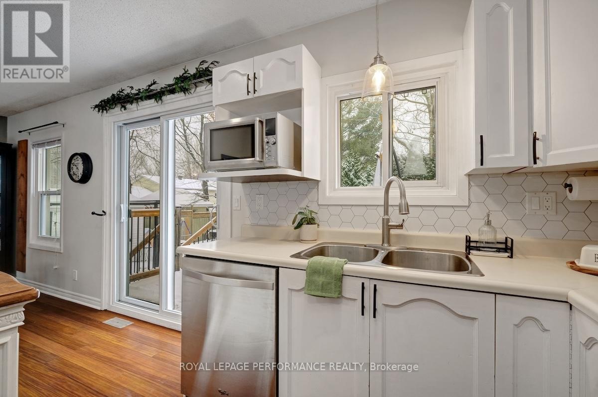 552 Loucks Drive, Russell, Ontario  K4R 1B6 - Photo 11 - X12627838