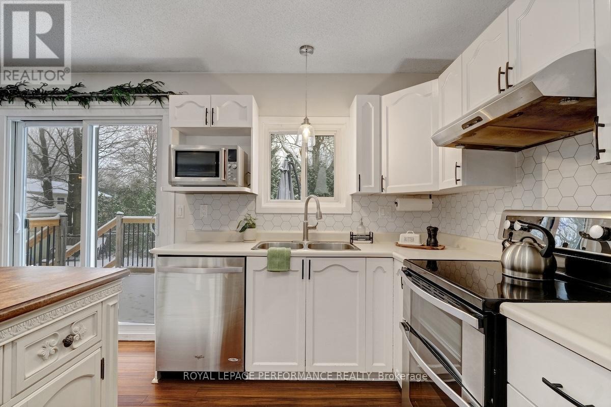 552 Loucks Drive, Russell, Ontario  K4R 1B6 - Photo 12 - X12627838