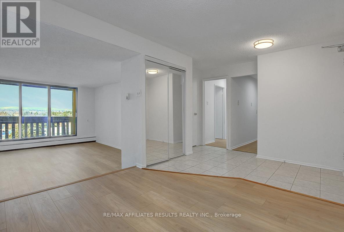 410 - 415 Greenview Avenue, Ottawa, Ontario K2B 8G5 - Photo 12 - X12627930