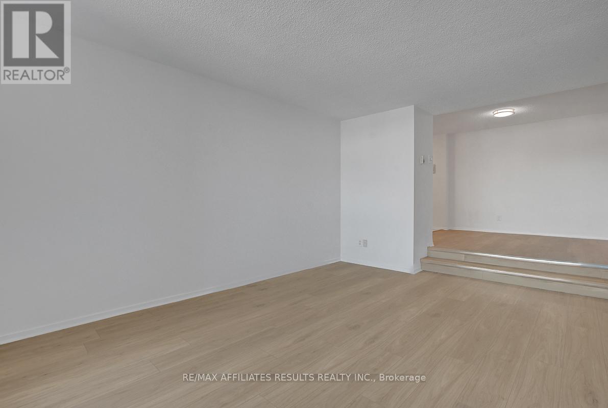 410 - 415 Greenview Avenue, Ottawa, Ontario K2B 8G5 - Photo 20 - X12627930