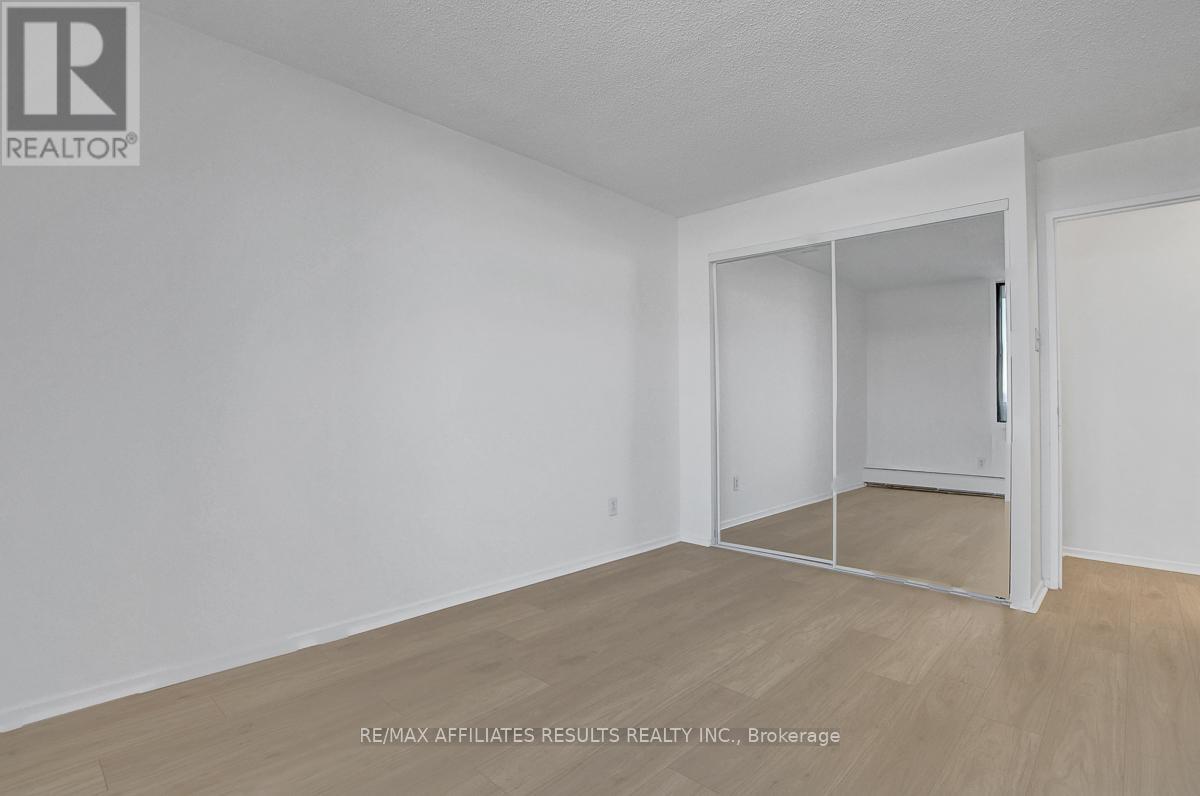 410 - 415 Greenview Avenue, Ottawa, Ontario K2B 8G5 - Photo 26 - X12627930