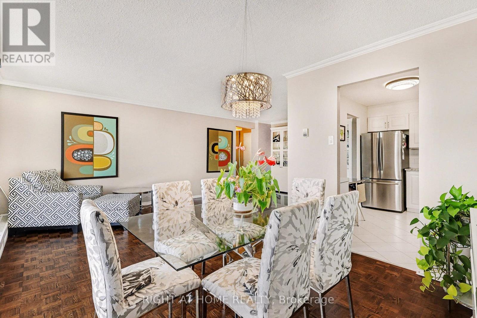 306 - 665 Bathgate Drive, Ottawa, Ontario  K1K 3Y4 - Photo 10 - X12627958