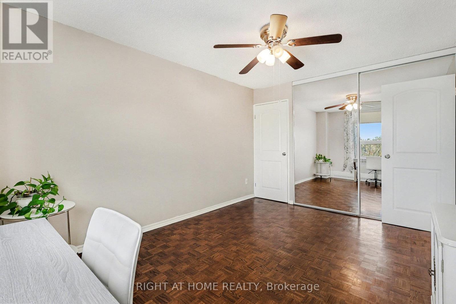 306 - 665 Bathgate Drive, Ottawa, Ontario  K1K 3Y4 - Photo 18 - X12627958