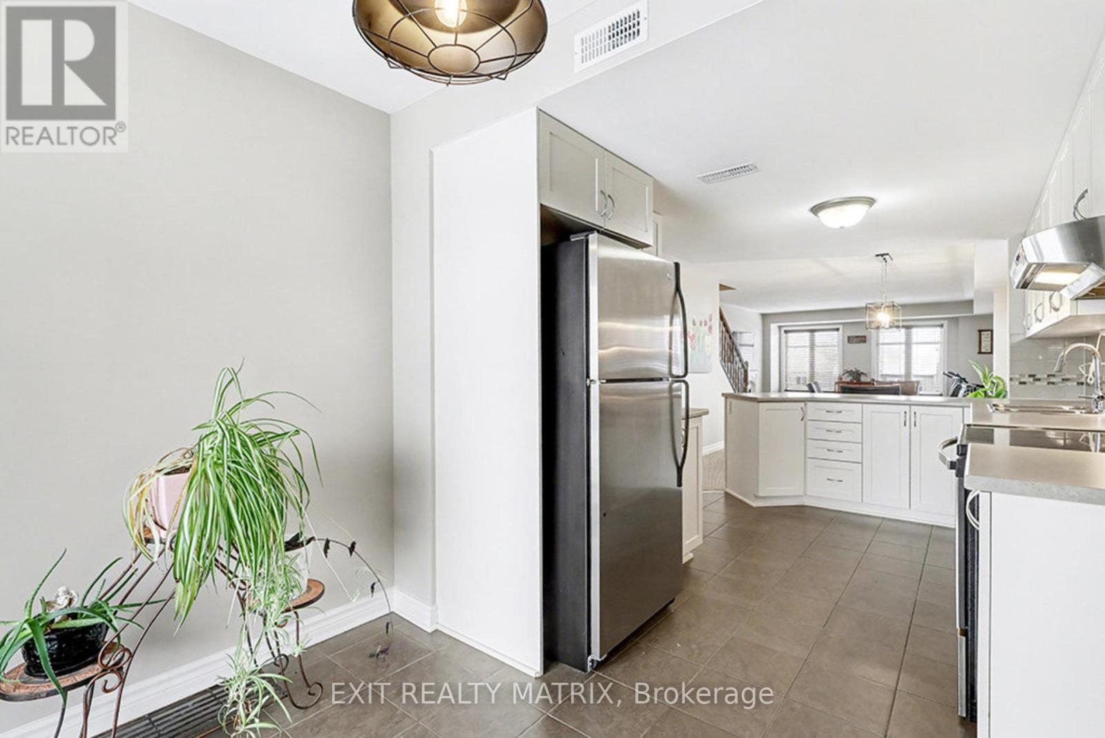 2 - 1124 Docteur Corbeil Boulevard, Clarence-Rockland, Ontario  K4K 0G9 - Photo 11 - X12628038