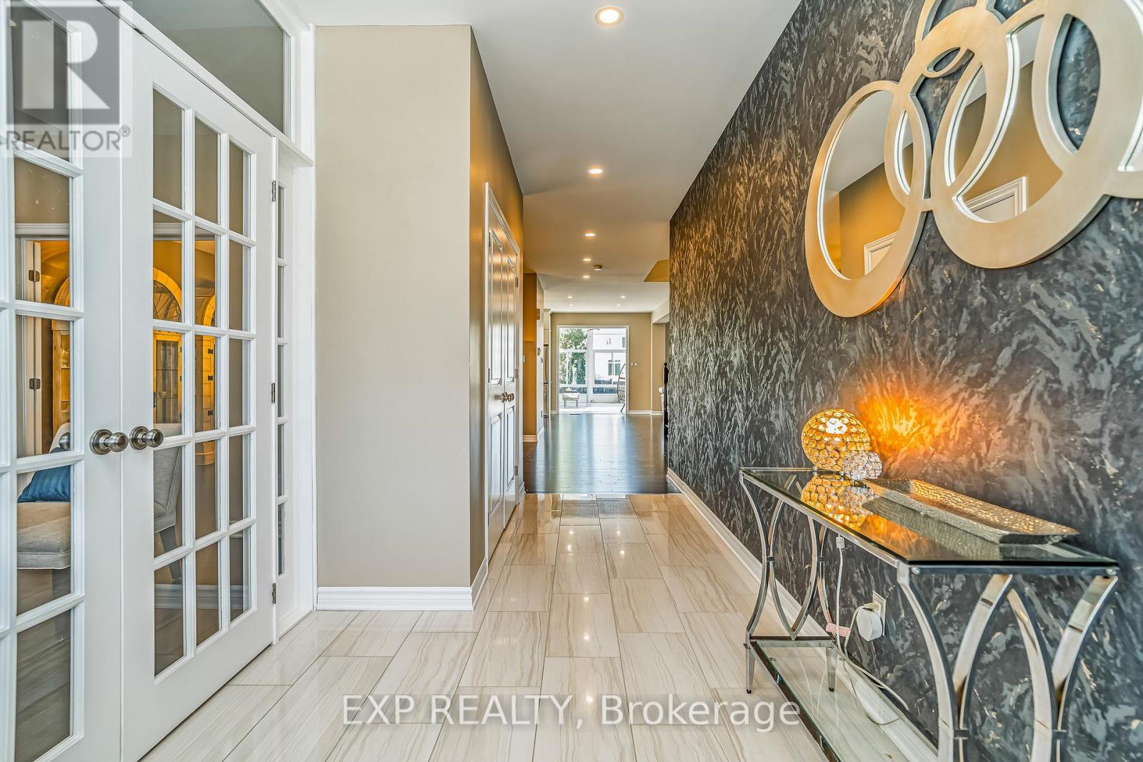 327 Dunlin Ridge, Ottawa, Ontario  K2J 0E3 - Photo 3 - X12628062