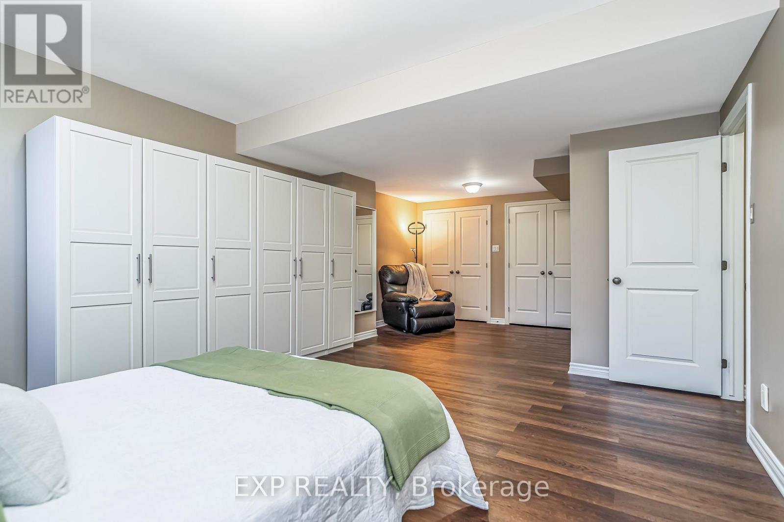 327 Dunlin Ridge, Ottawa, Ontario  K2J 0E3 - Photo 45 - X12628062