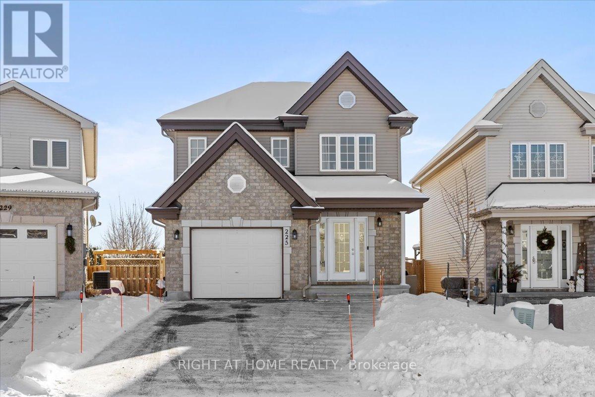 225 MICA CRESCENT, Clarence-Rockland, Ontario