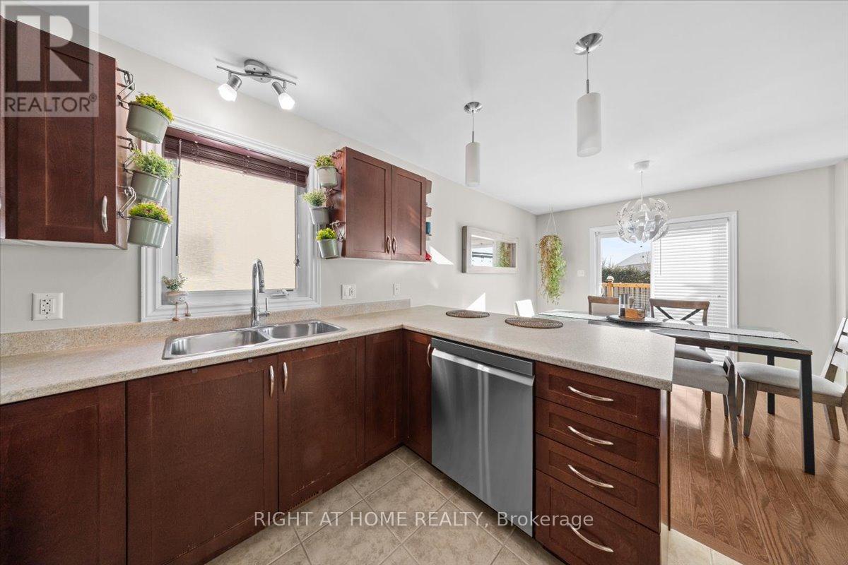 225 Mica Crescent, Clarence-Rockland, Ontario  K4K 0E3 - Photo 14 - X12628084