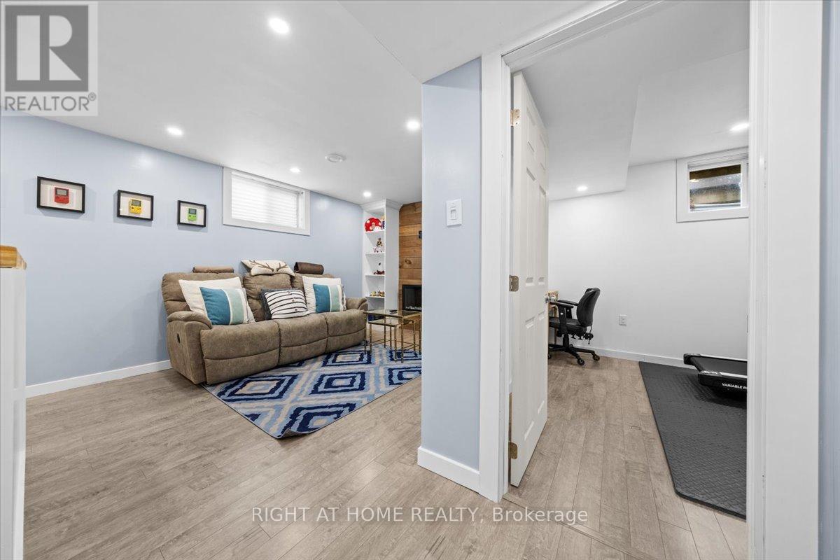 225 Mica Crescent, Clarence-Rockland, Ontario  K4K 0E3 - Photo 26 - X12628084