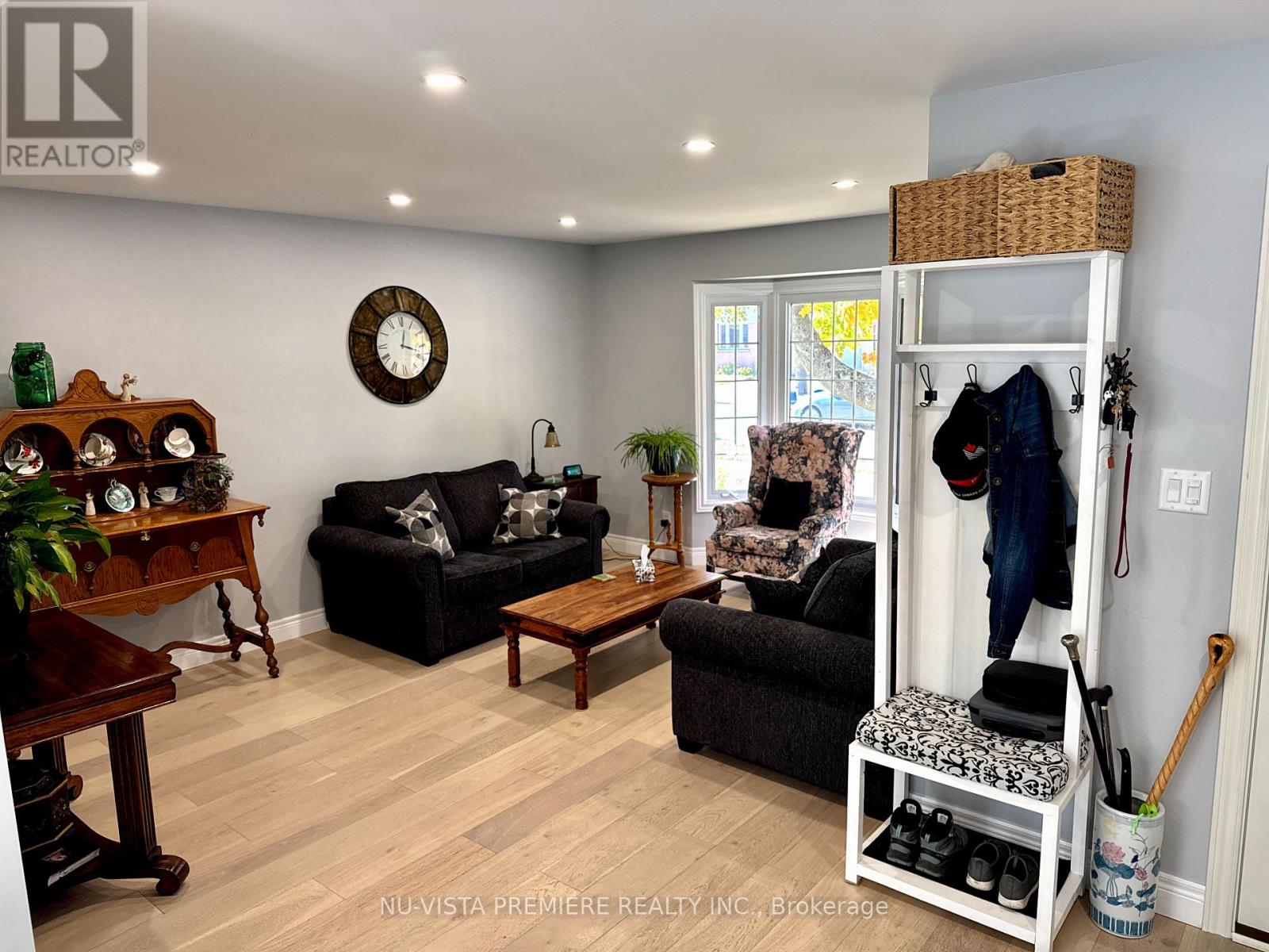 1446 Aldersbrook Road, London North, Ontario  N6G 3V7 - Photo 8 - X12496322