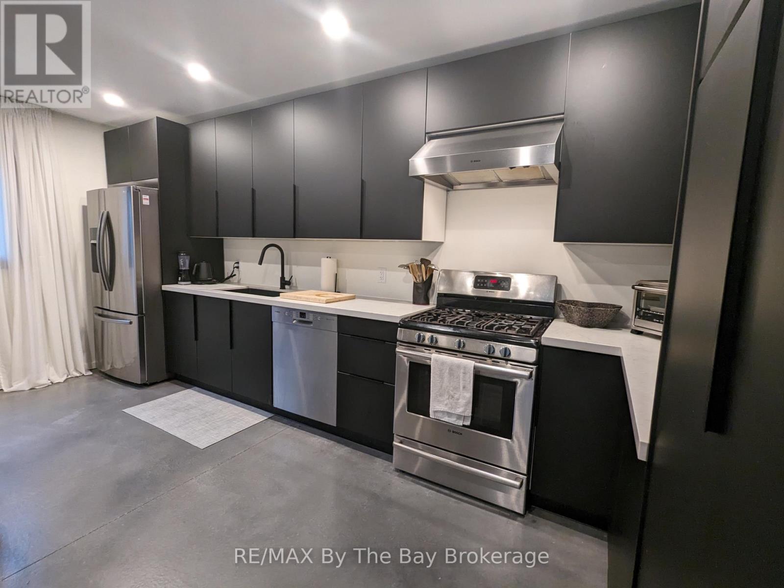 117 Glenlake Boulevard, Collingwood, Ontario  L9Y 3Z1 - Photo 5 - S12627968