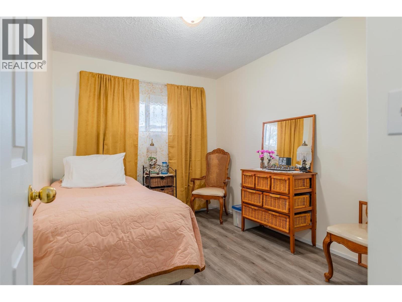 1937 Riverside Crescent, Castlegar, British Columbia  V1N 3W5 - Photo 11 - 10369558