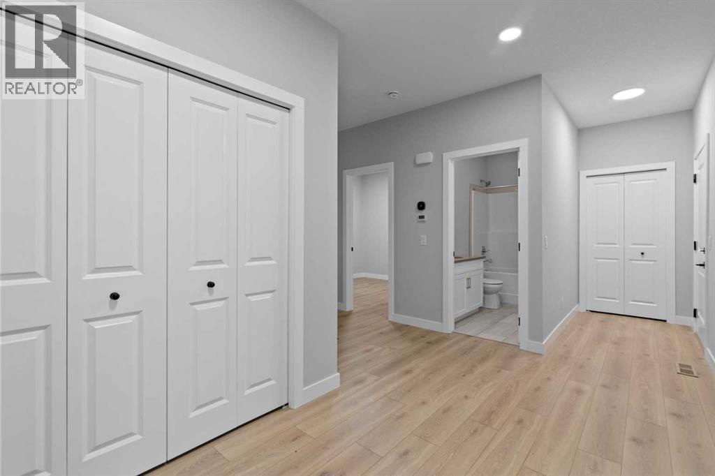 151 Belvedere Crescent Se, Calgary, Alberta  T2A 7Y5 - Photo 3 - A2244649