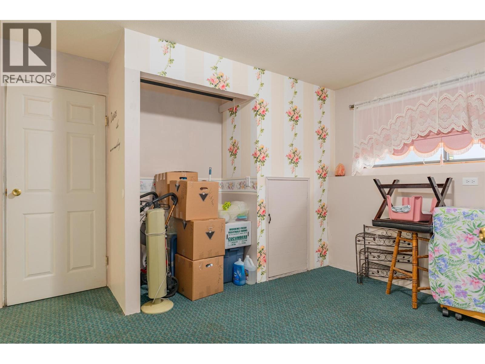 1937 Riverside Crescent, Castlegar, British Columbia  V1N 3W5 - Photo 30 - 10369558