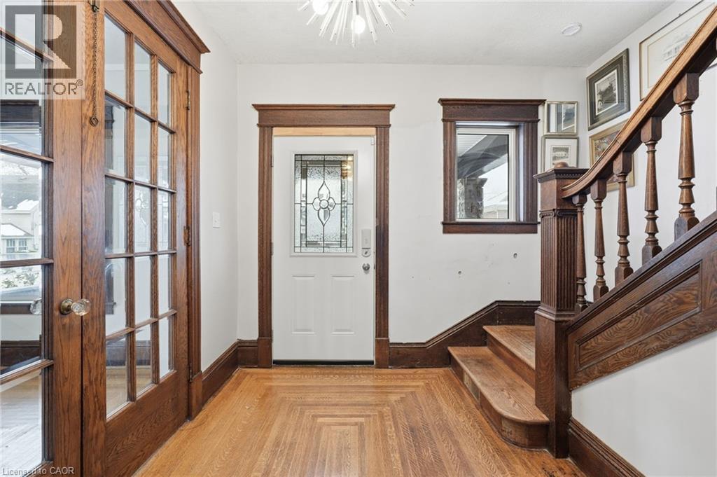 39 Stanley Street, Simcoe, Ontario  N3Y 1M3 - Photo 4 - 40793531