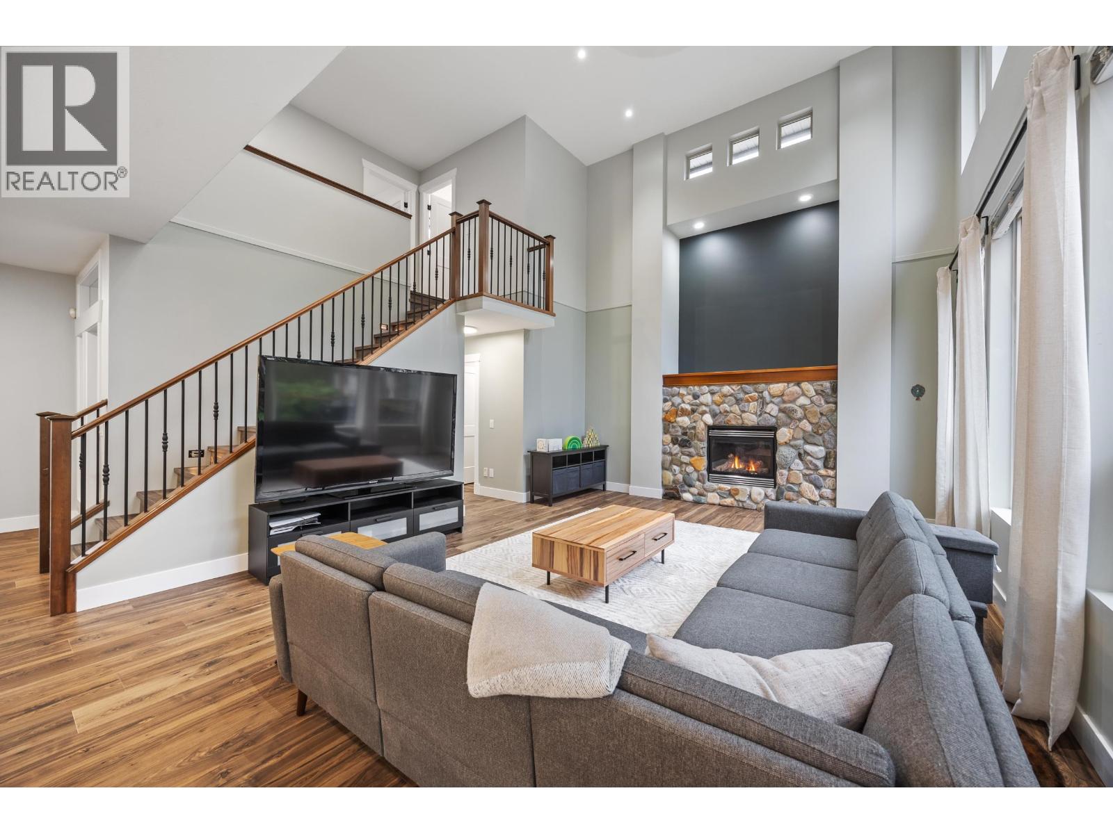 24440 Mcclure Drive, Maple Ridge, British Columbia  V2W 2E9 - Photo 6 - R3073446