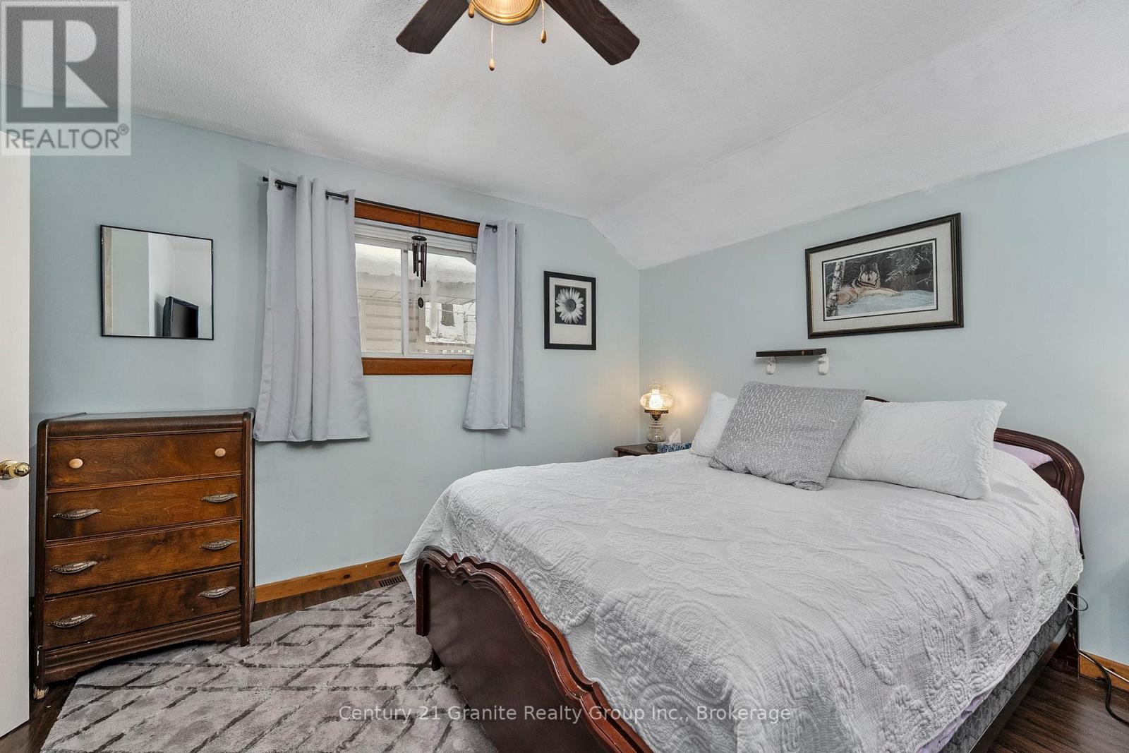 27 Sunnyside Street, Dysart Et Al, Ontario  K0M 1S0 - Photo 13 - X12628028