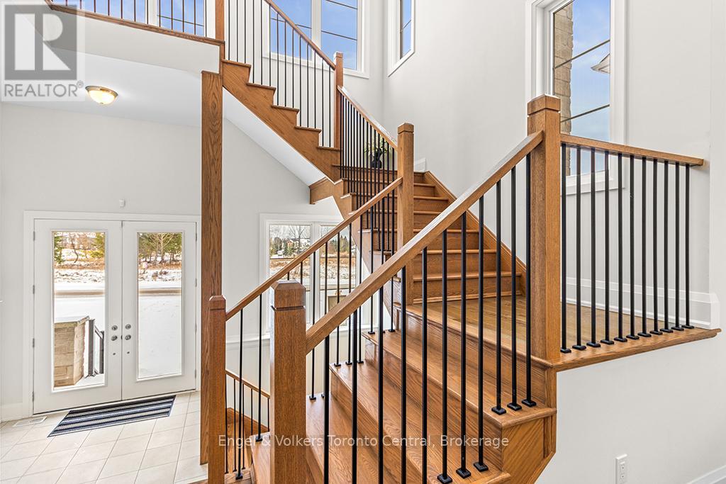 110 Dorothy Drive, Blue Mountains, Ontario  N0H 2P0 - Photo 4 - X12628090