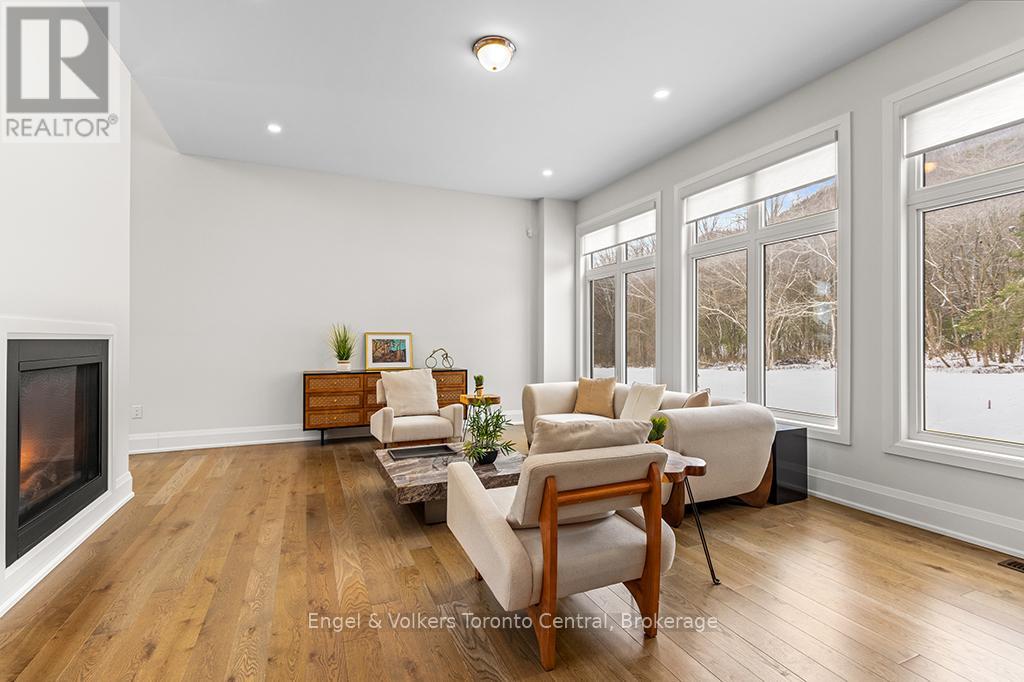 110 Dorothy Drive, Blue Mountains, Ontario  N0H 2P0 - Photo 9 - X12628090