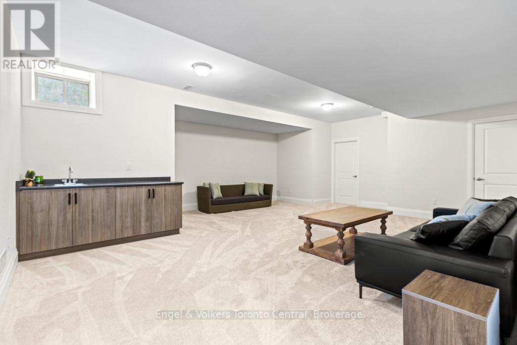 110 Dorothy Drive, Blue Mountains, Ontario N0H 2P0 - Photo 36 - X12628094