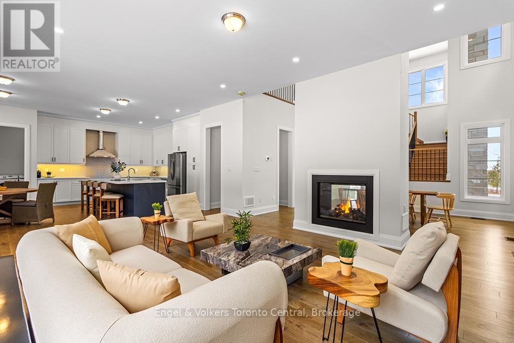 110 Dorothy Drive, Blue Mountains, Ontario N0H 2P0 - Photo 9 - X12628094