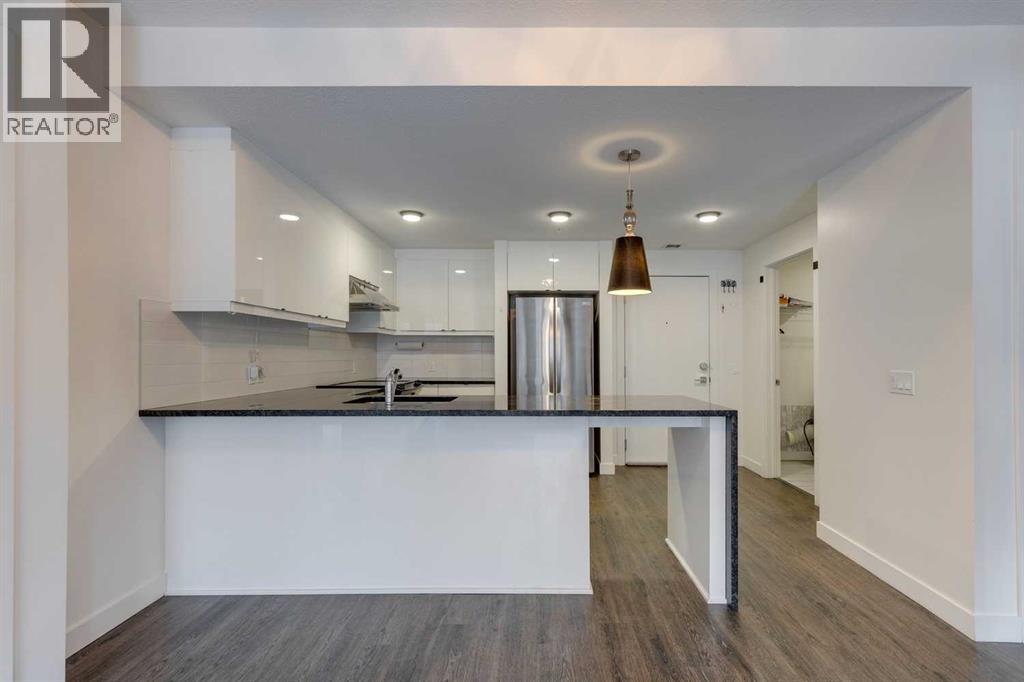 103, 25 Aspenmont Heights Sw, Calgary, Alberta T3H 0E4 - Photo 7 - A2274638