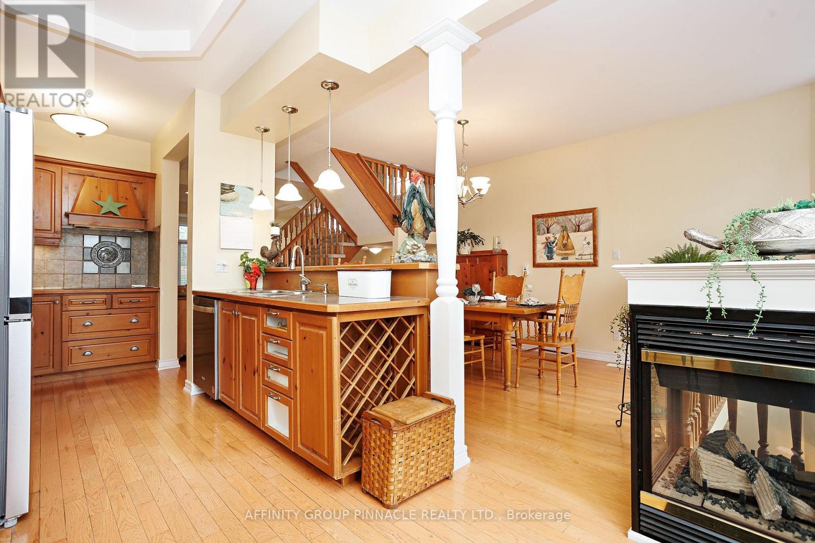 983 Lake Drive E, Georgina, Ontario  L0E 1L0 - Photo 19 - N12473446