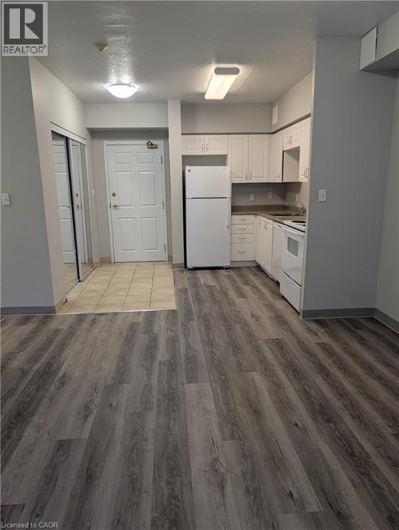 736 Old Albert Street Unit# 116, Waterloo, Ontario  N2L 6R4 - Photo 1 - 40793419