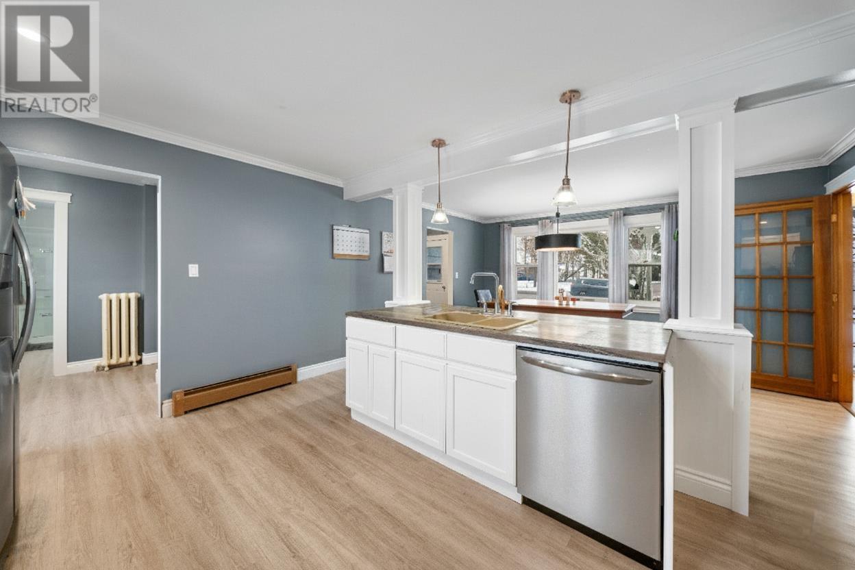 4 Maclean Avenue, Kensington, Prince Edward Island  C0B 1M0 - Photo 33 - 202529353