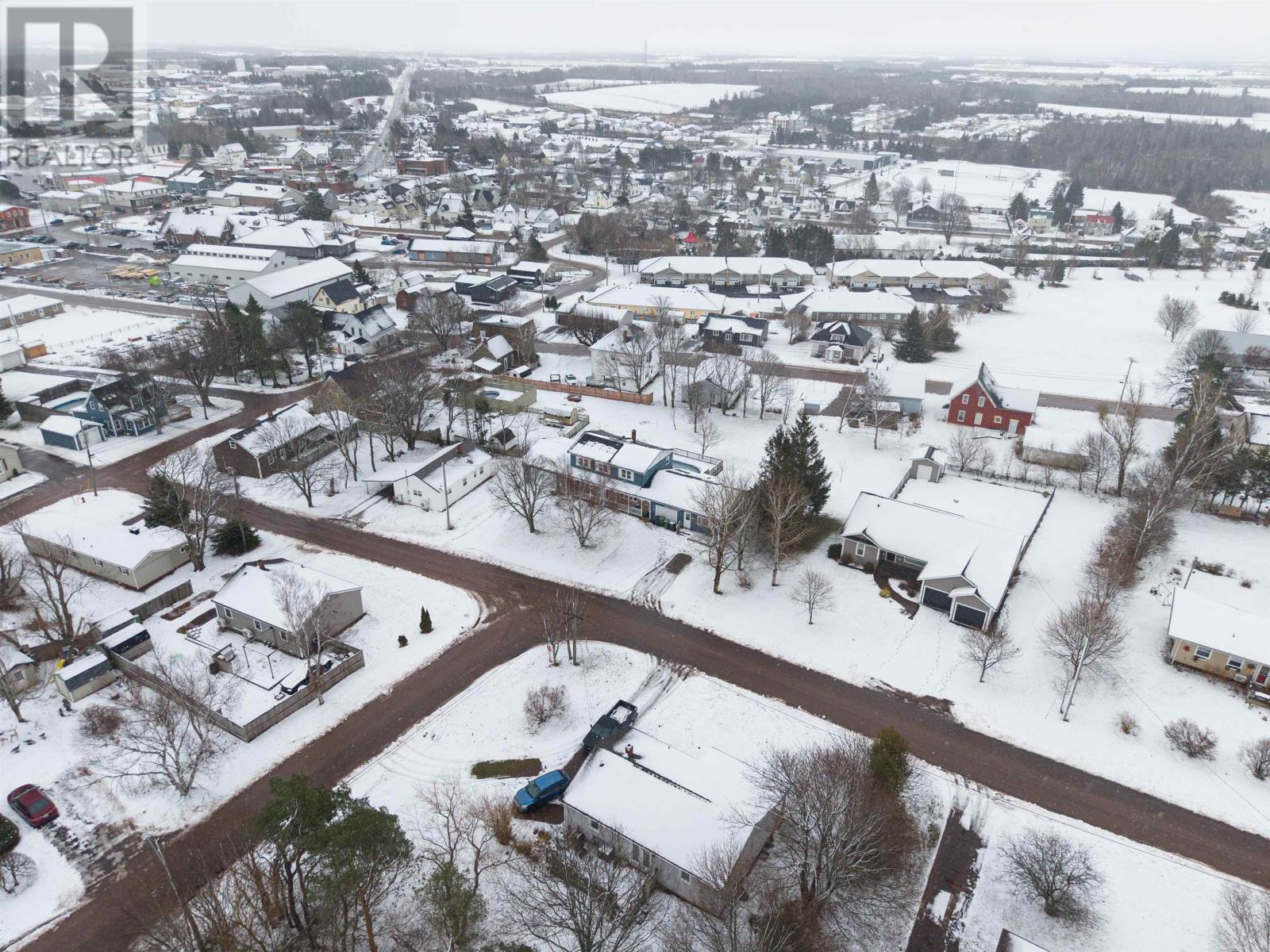 4 Maclean Avenue, Kensington, Prince Edward Island  C0B 1M0 - Photo 41 - 202529353