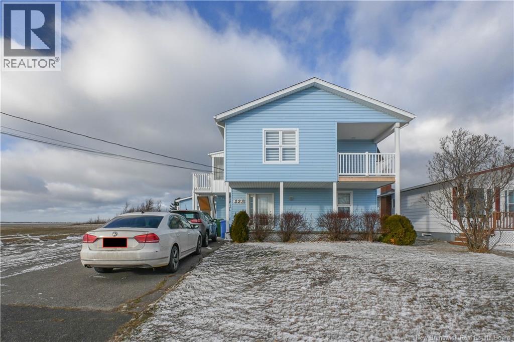 223 Boul St-Pierre E. Boulevard, Caraquet, New Brunswick  E1W 1B1 - Photo 2 - NB131114