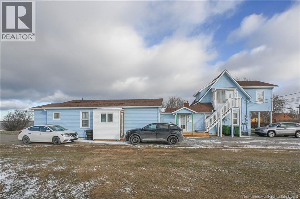 223 Boul St-Pierre E. Boulevard, Caraquet, New Brunswick  E1W 1B1 - Photo 7 - NB131114